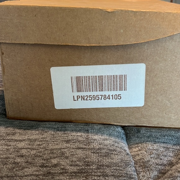 High heels from Brigitte Bailey by Pour La Victoire Beige patent size 10 - Picture 7 of 8